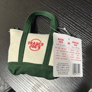 Trader Joe's Green and Cream Tote Bag
